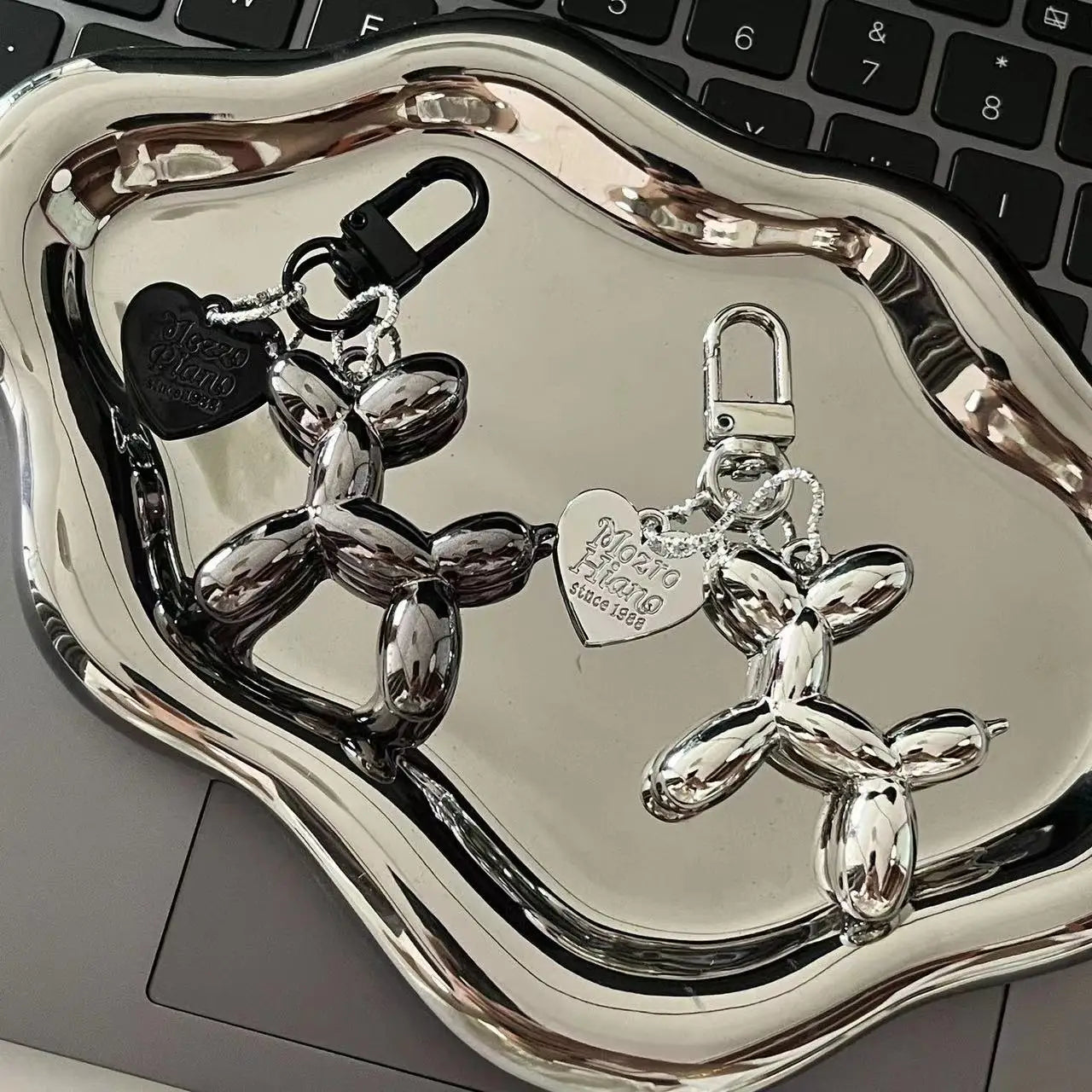 Fashion Punk Y2K Balloon Dog Keychain - Image 2