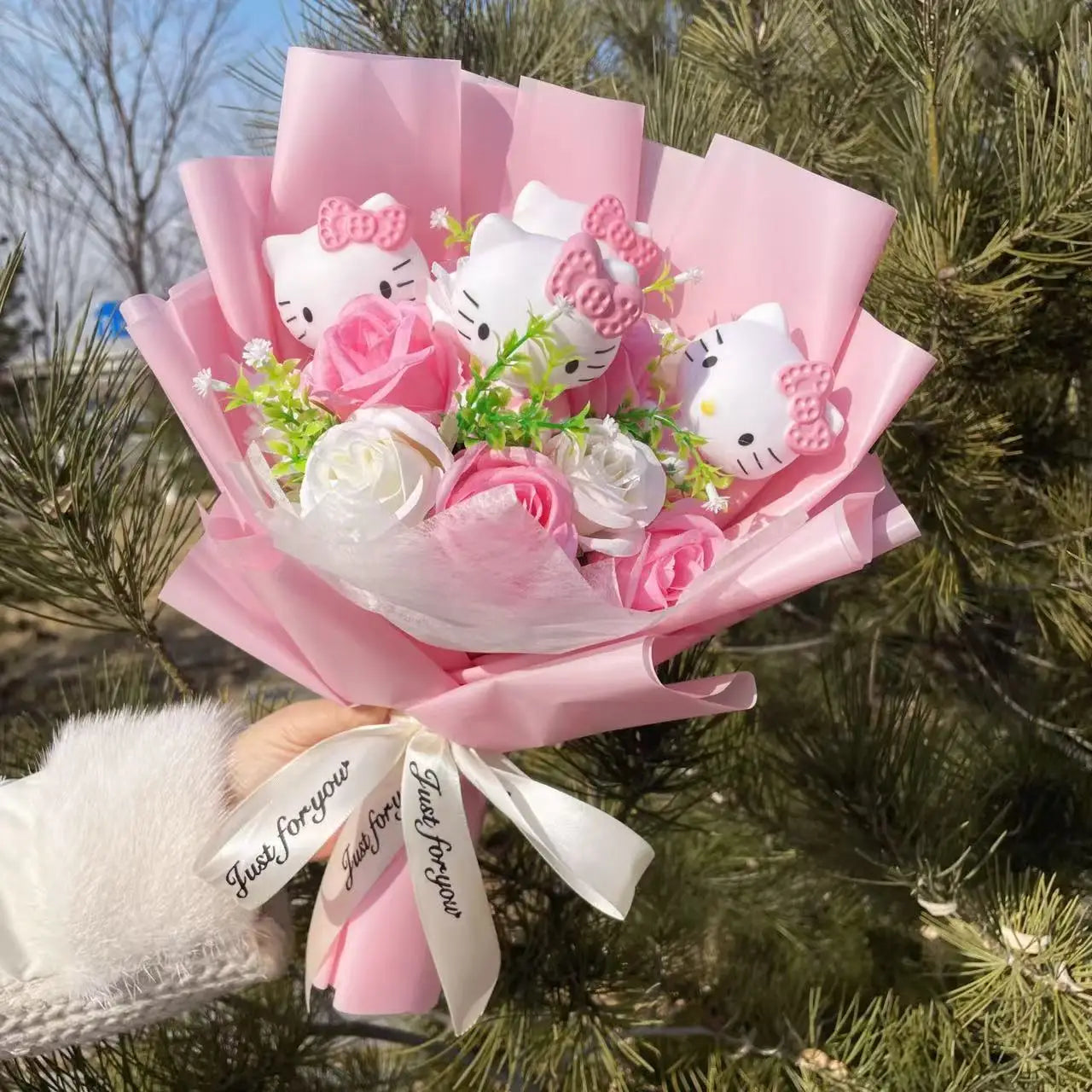 Kawaii Hello Kitty Cat Dolls with Artificial Flowers – Perfect Gift Bouquets - Image 16
